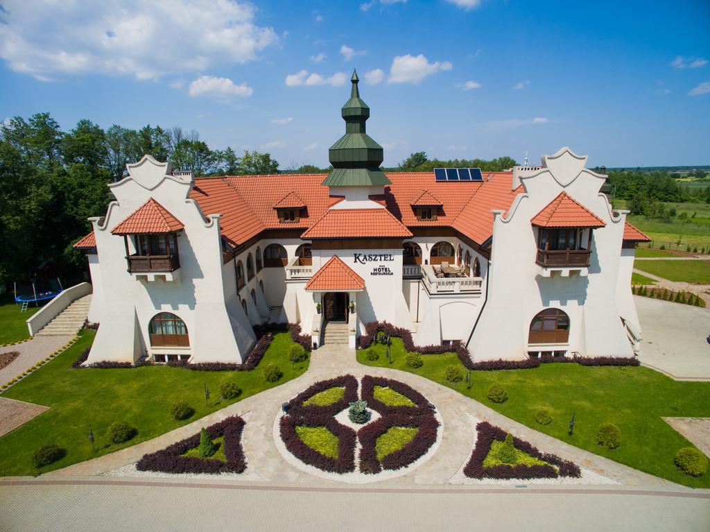 Hotel Kasztel Rzezawa Exterior photo