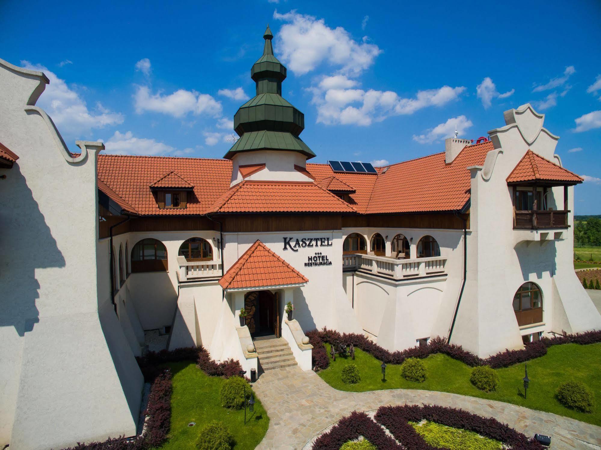 Hotel Kasztel Rzezawa Exterior photo